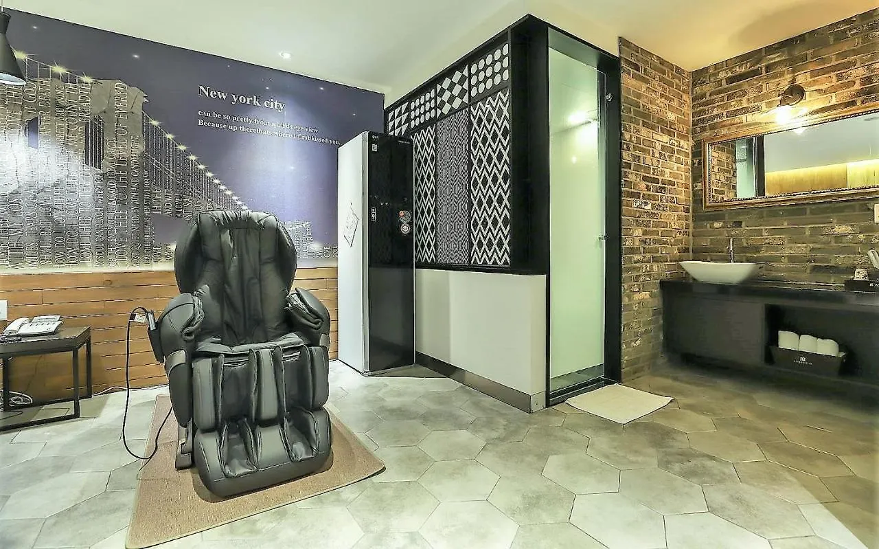Hotel Banwol Asiad インチョン広域市 0*,  韓国
