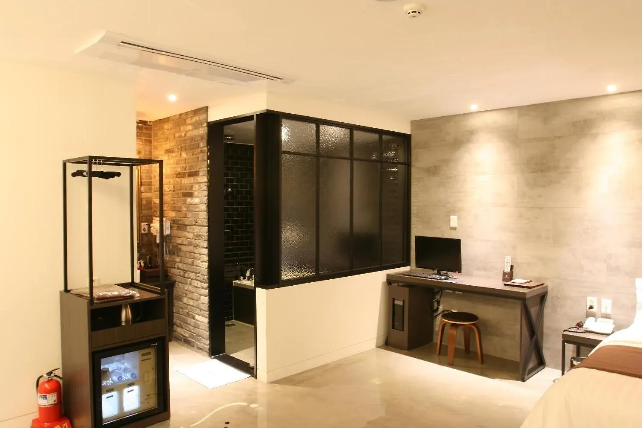 Hotel Banwol Asiad インチョン広域市 0*,  韓国